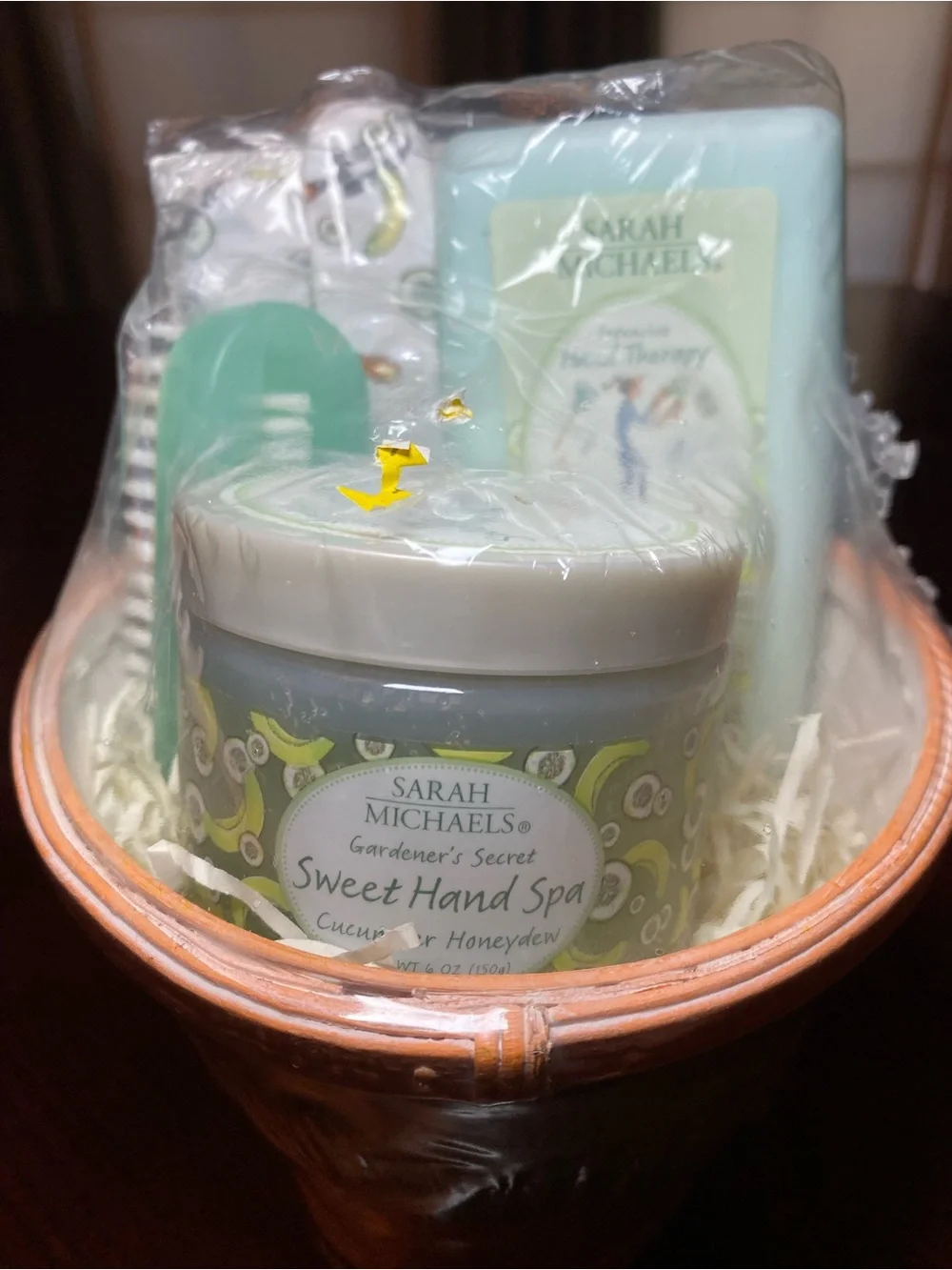 Sarah Michael’s Gardener's Secret Hand Rescue- Spa gift set Cucumber Honeydew